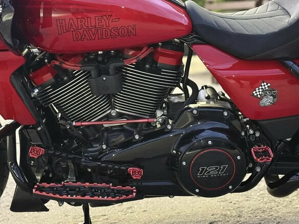 2025 Harley-Davidson CVO Road Glide ST, красный, 5150000 рублей - вид 17