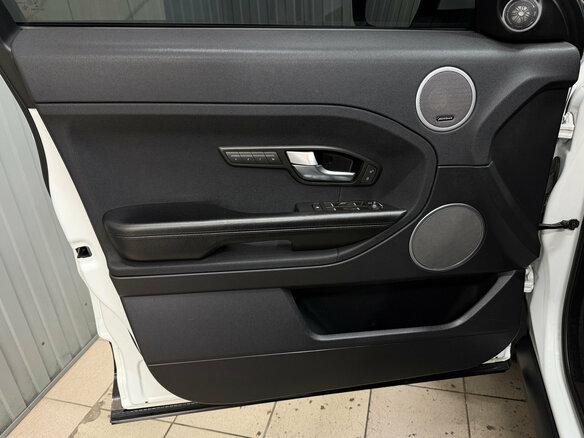 2013 Land Rover Range Rover Evoque 9-speed I, белый, 2185000 рублей - вид 11