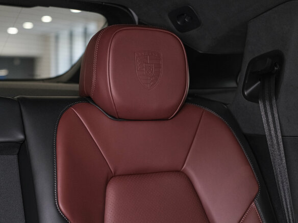 2026 Porsche Cayenne Coupé III Рестайлинг, серый, 20800000 рублей - вид 27