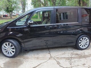 2016 Honda Stepwgn V, чёрный, 1777000 рублей, вид 3