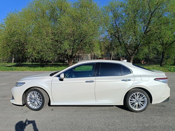 2019 Toyota Camry VIII (XV70), белый - вид 13