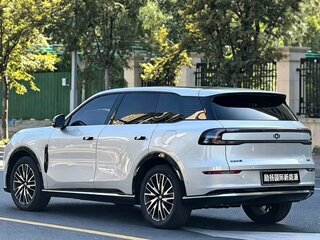 2026 Changan Qiyuan Q07 21.5 kWh, серебристый, 2699999 рублей, вид 4