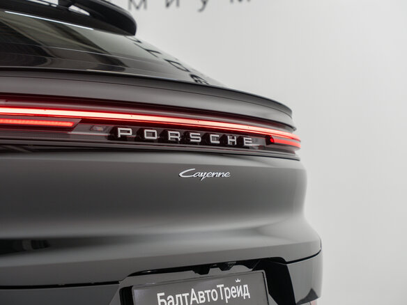 2025 Porsche Cayenne Coupé III Рестайлинг, чёрный, 17490000 рублей - вид 10