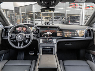 2026 Porsche Cayenne Turbo Electric IV, серый, 36650000 рублей, вид 5