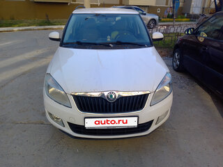 2012 Skoda Fabia II Рестайлинг, белый, 690000 рублей, вид 1