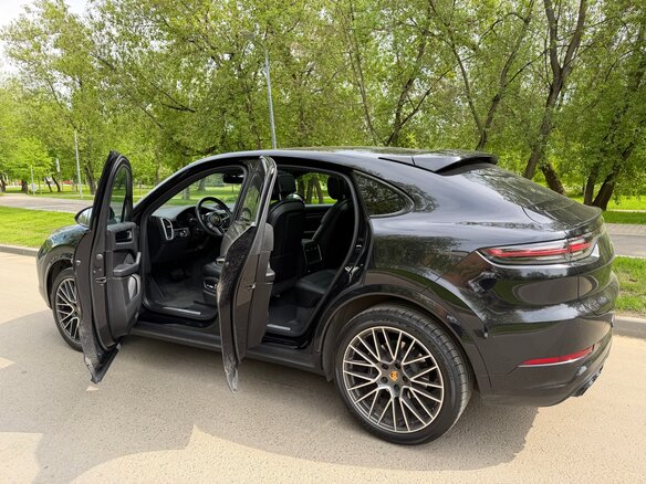 2020 Porsche Cayenne Coupé III, чёрный, 8500000 рублей - вид 6