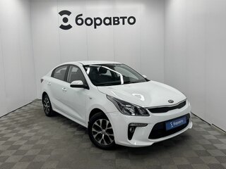 2017 Kia Rio IV, белый, 1050000 рублей, вид 2