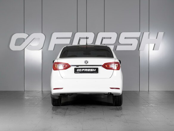 2015 Dongfeng S30, белый, 699000 рублей - вид 3