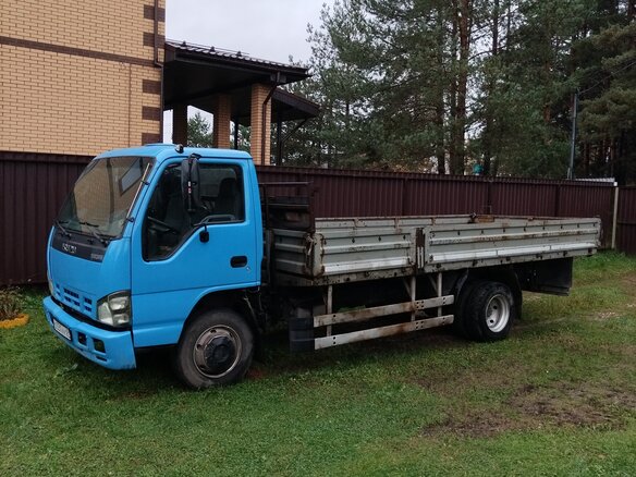 2010 Isuzu Elf (N-series), голубой, 1490000 рублей - вид 2
