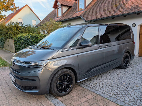 2026 Volkswagen Multivan Long T7 Рестайлинг, серый, 4350000 рублей