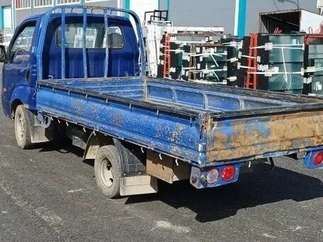 2013 Kia Bongo, синий, 690000 рублей, вид 3