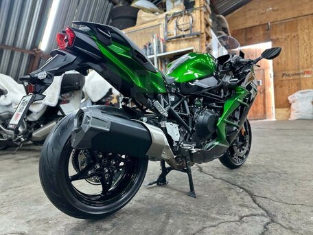 2022 Kawasaki Ninja H2 SX, чёрный, 1790000 рублей, вид 5