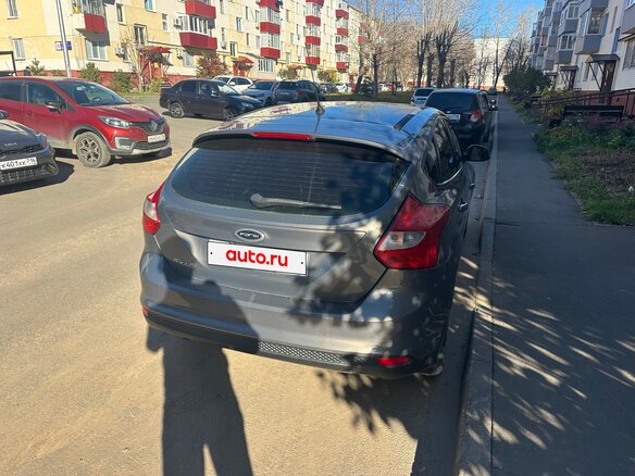 2011 Ford Focus III, коричневый, 450000 рублей - вид 3