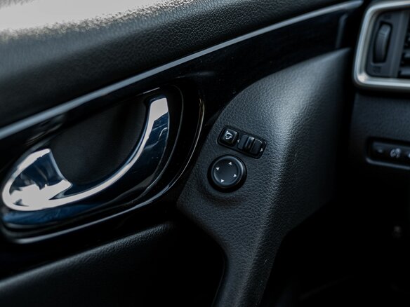2018 Nissan Qashqai II, серебристый, 1509000 рублей - вид 11