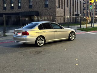 2009 BMW 3 серии 318i V (E90/E91/E92/E93) Рестайлинг, серебристый, 690000 рублей, вид 3