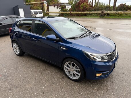 2016 Kia Rio III Рестайлинг, синий, 890000 рублей, вид 5