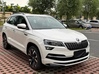 2023 Skoda Karoq I Рестайлинг, белый, 2150208 рублей, вид 2