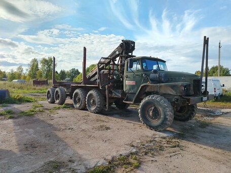 1975 Урал 375, зелёный, 1350000 рублей, вид 1