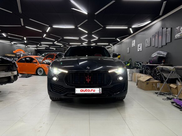 2017 Maserati Levante I, чёрный, 3200000 рублей
