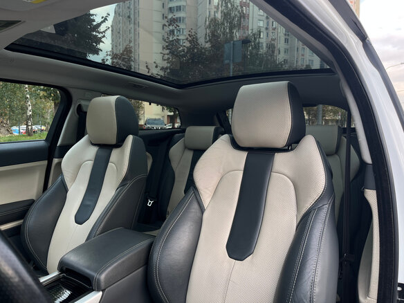2012 Land Rover Range Rover Evoque 6-speed I, белый, 1600000 рублей - вид 20