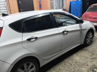 2011 Hyundai Solaris I, белый, 560000 рублей, вид 5