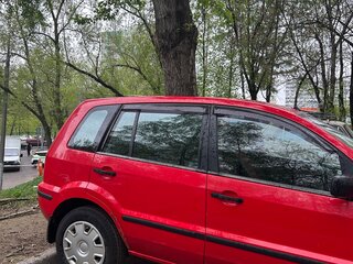 2005 Ford Fusion I, красный, 430000 рублей, вид 4