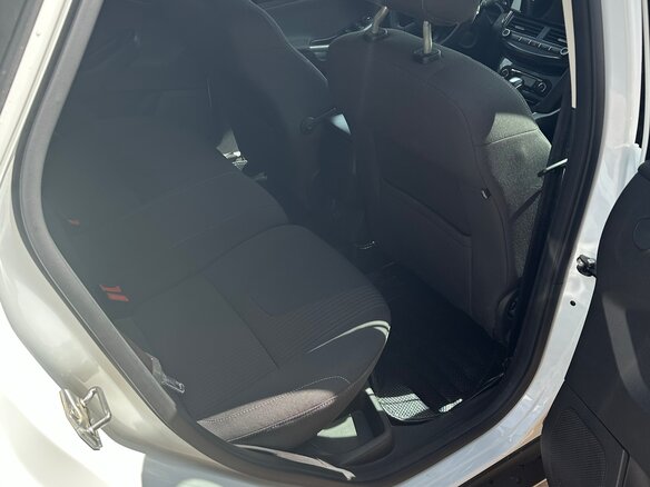 2013 Ford Focus III, белый, 1095000 рублей - вид 15