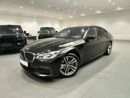BMW 7 серии VI (G11/G12)