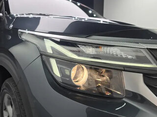 2023 Kia Seltos I Рестайлинг, серый, 1800000 рублей, вид 3