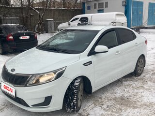 2012 Kia Rio III, белый, 880000 рублей, вид 1