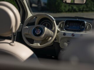 2017 Fiat 500 II Рестайлинг, белый, 1690000 рублей, вид 3