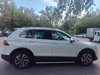 2019 Volkswagen Tiguan II, белый, 3300000 рублей, вид 4