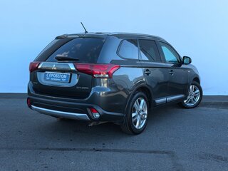 2015 Mitsubishi Outlander III Рестайлинг 2, серый, 1430000 рублей, вид 4