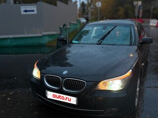 2008 BMW 5 серии 520i V (E60/E61) Рестайлинг, чёрный, 900000 рублей, вид 5