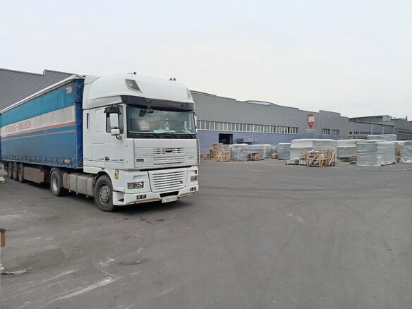 2002 DAF 95XF, белый, 1500000 рублей - вид 1