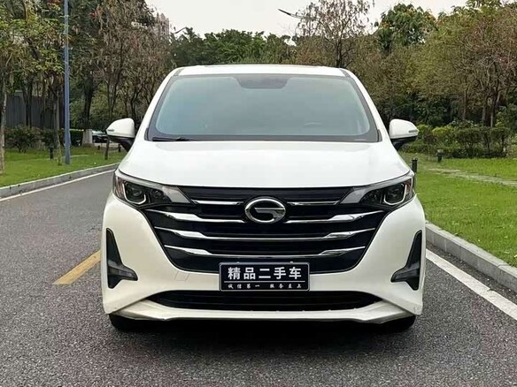 2021 GAC Trumpchi M6, белый, 1860000 рублей - вид 2