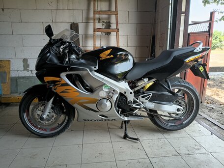 1999 Honda CBR 600F, чёрный, 475000 рублей, вид 3