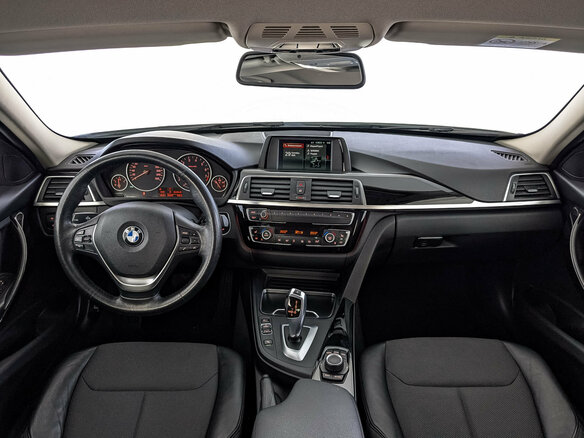 2017 BMW 3 серии 318i VI (F3x) Рестайлинг, белый, 1875000 рублей - вид 13