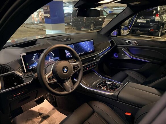 2026 BMW X5 40i IV (G05/G18) Рестайлинг, чёрный - вид 3