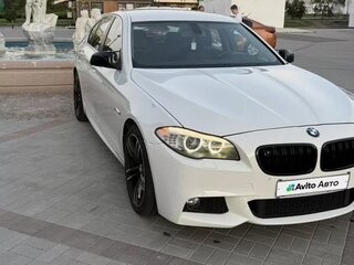 2010 BMW 5 серии 523i VI (F10/F11/F07), белый, 1579000 рублей, вид 2