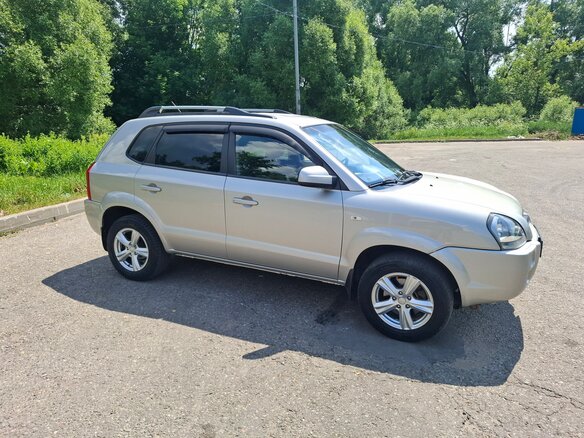 2008 Hyundai Tucson I, серебристый - вид 1