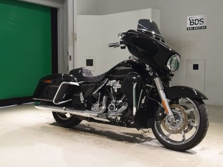 2017 Harley-Davidson Street Glide Special, чёрный, 1209000 рублей, вид 3