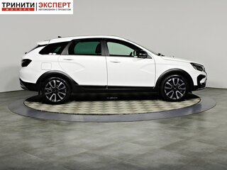 2024 Lada (ВАЗ) Vesta SW Cross I Рестайлинг (NG), белый, 1546000 рублей, вид 4