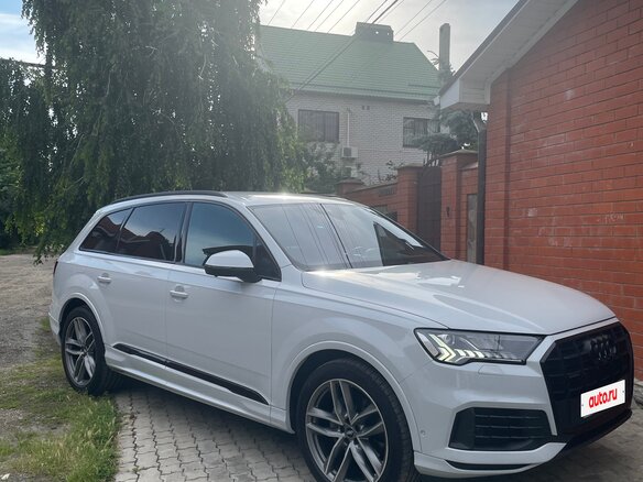 2020 Audi Q7 45 TDI II (4M) Рестайлинг, белый, 6500000 рублей