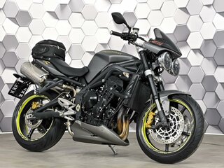 2010 Triumph Street Triple, серый, 455000 рублей, вид 1