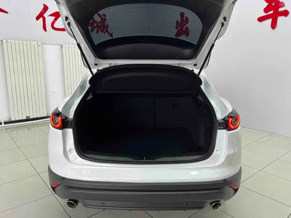 2023 Mazda CX-4 I Рестайлинг, белый, 1770000 рублей - вид 14