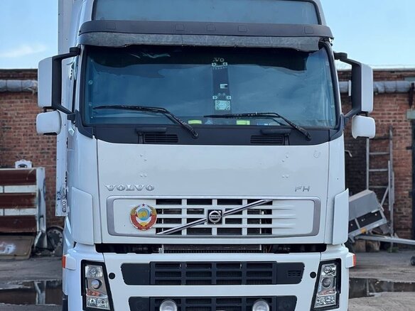 2007 Volvo FH, белый, 4000000 рублей - вид 15