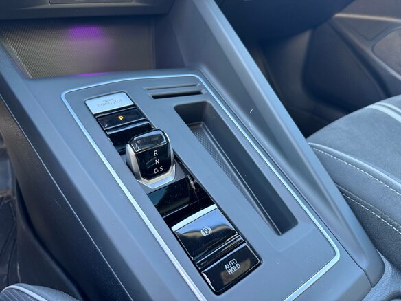 2022 Volkswagen Golf VIII, серый, 2730000 рублей - вид 16