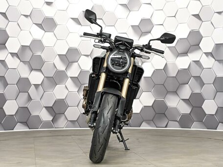 2024 Honda CB 650R, серый, 1177000 рублей, вид 5