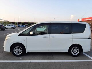 2011 Nissan Serena IV (C26), белый, 1170000 рублей, вид 3